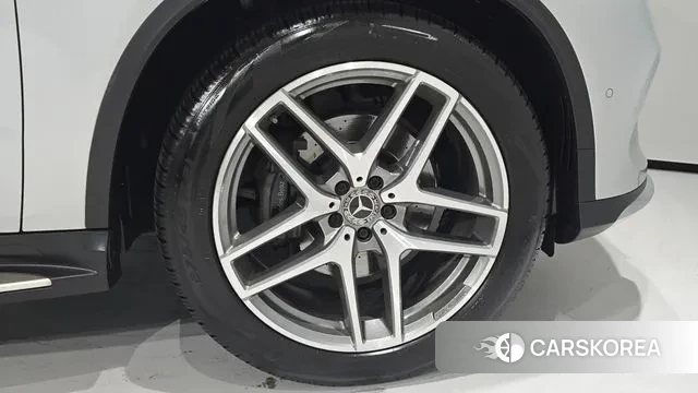 Mercedes-Benz GLE - Class W166 id 2966725 из Кореи 11