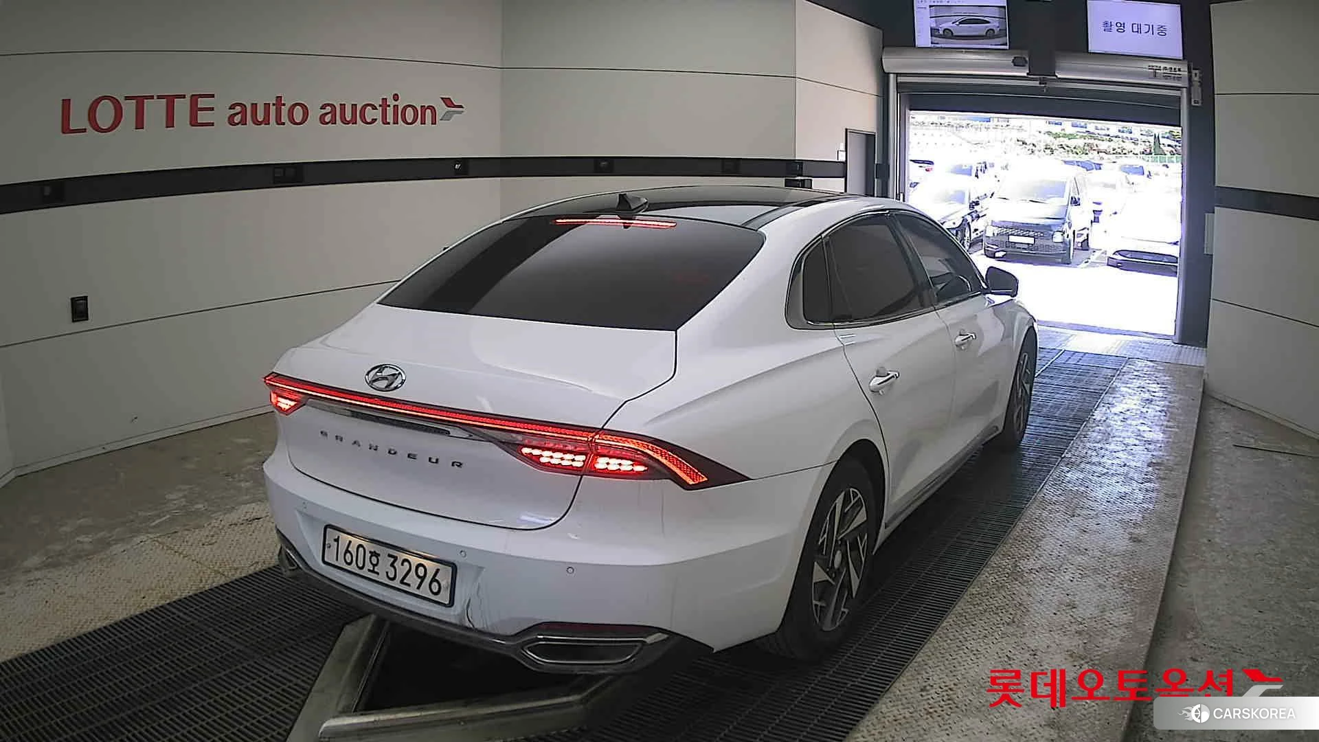 Hyundai Grandeur Hybrid id 4296755 из Кореи 11