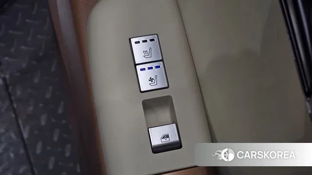 Hyundai Grandeur (GN7) id 3487337 из Кореи 11