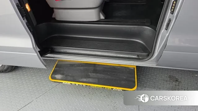 Hyundai The New Grand Starex id 3248399 из Кореи 11