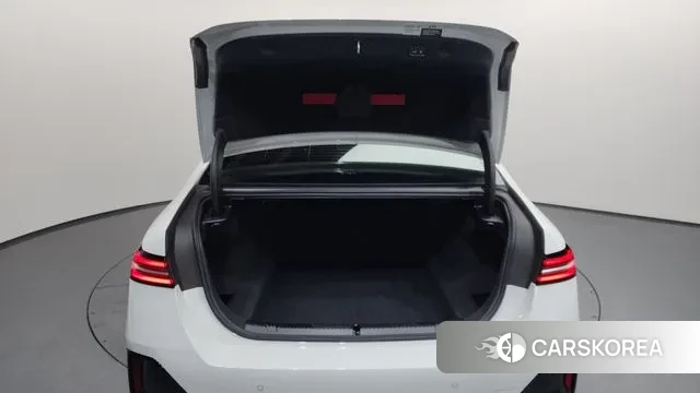 BMW 5 Series (G60) id 3565858 из Кореи 11