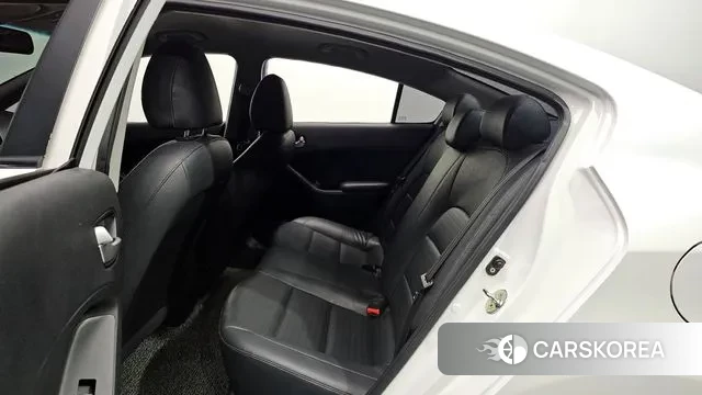 Kia The New K3 id 3761457 из Кореи 11