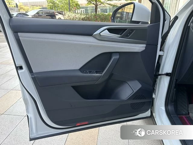 Volkswagen Tuyue id 4221721 из Китая 11