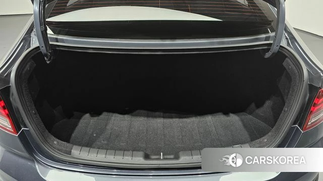 Hyundai The New Avante AD id 3801462 из Кореи 11