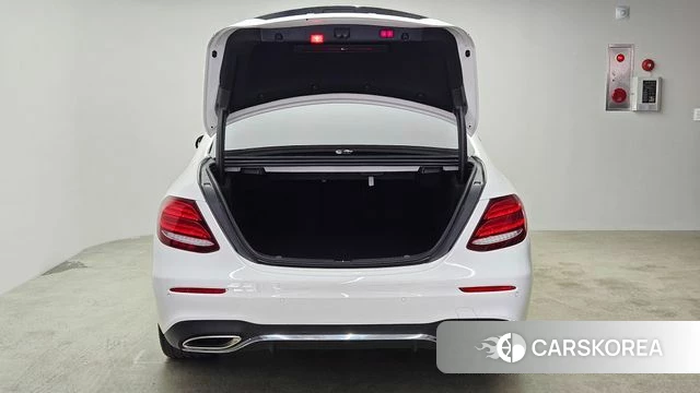 Mercedes-Benz E-Class W213 id 4317901 из Кореи 11