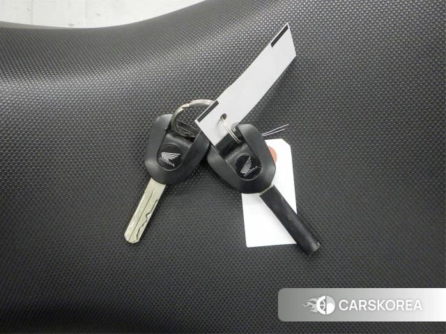 Проданный Honda CBR400R id 3994834 из Японии, фото 11