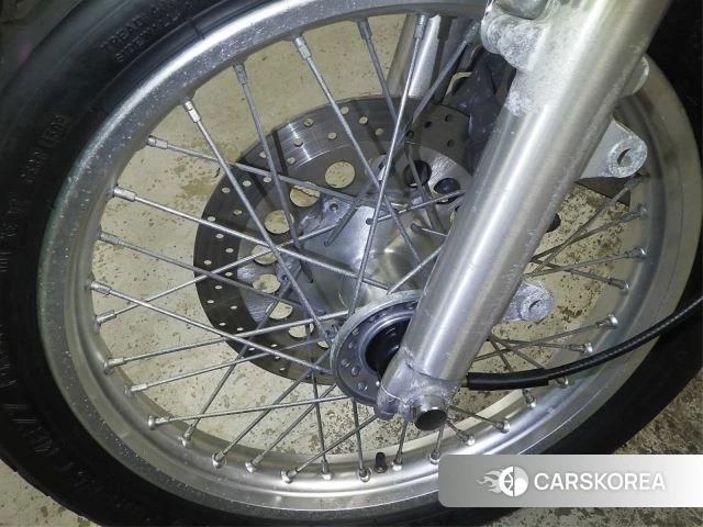Yamaha SR 400 id 3945450 из Японии 11
