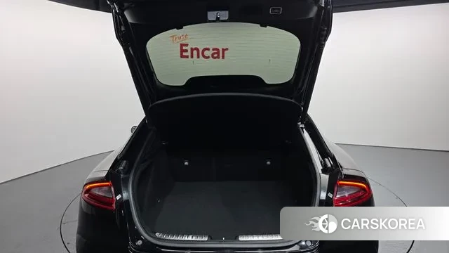 Kia Stinger id 3602236 из Кореи 11