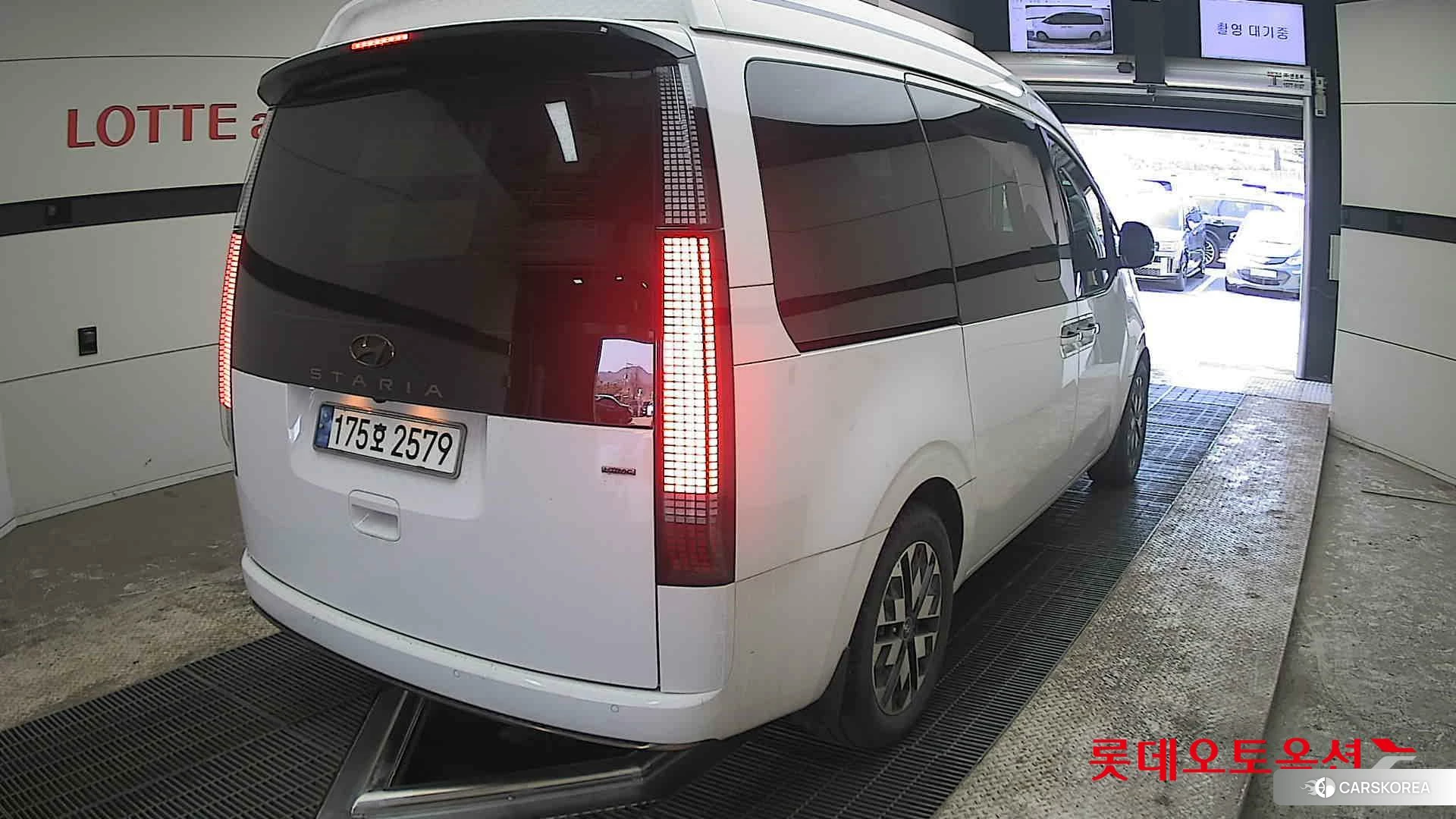 Hyundai STARIA LOUNGE Limousine id 3882076 из Кореи 11