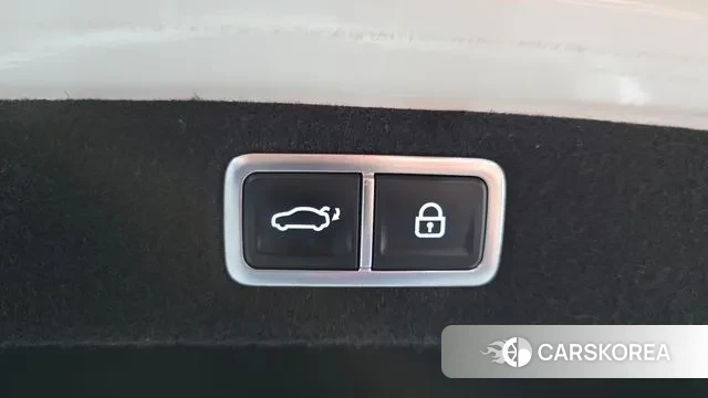 Hyundai Grandeur (GN7) id 3442722 из Кореи 11