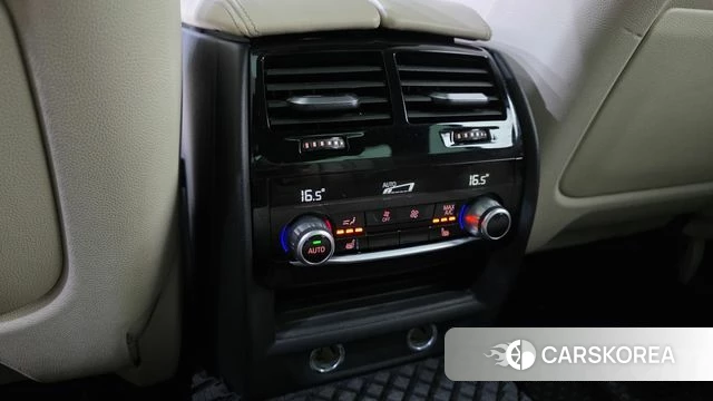 BMW 5 Series (G30) id 4865284 из Кореи 11