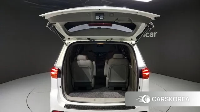 Kia The New Carnival id 2902810 из Кореи 11