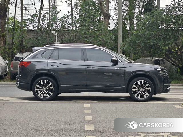 Volkswagen Tanyue id 4221261 из Китая 11