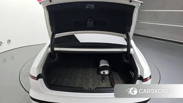 Hyundai Grandeur (GN7) id 3021732 из Кореи 11