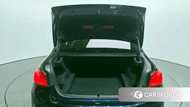 BMW 5 Series (G30) id 3742878 из Кореи 11