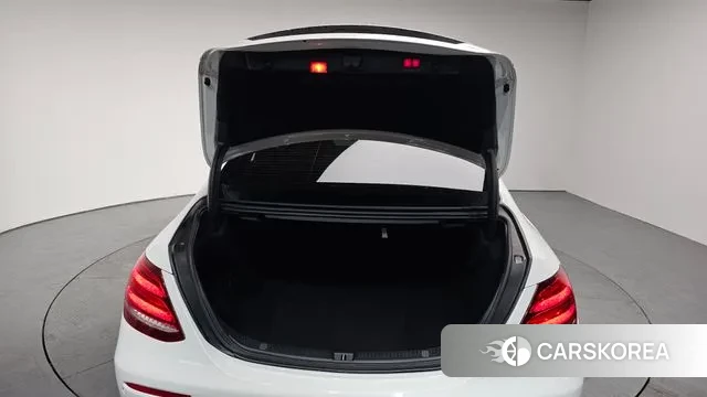 Mercedes-Benz E-Class W213 id 3656344 из Кореи 11