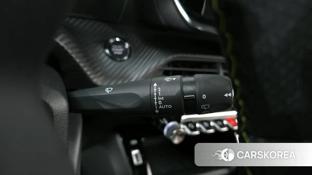 Peugeot e-208 second Generation id 4250622 из Кореи 11