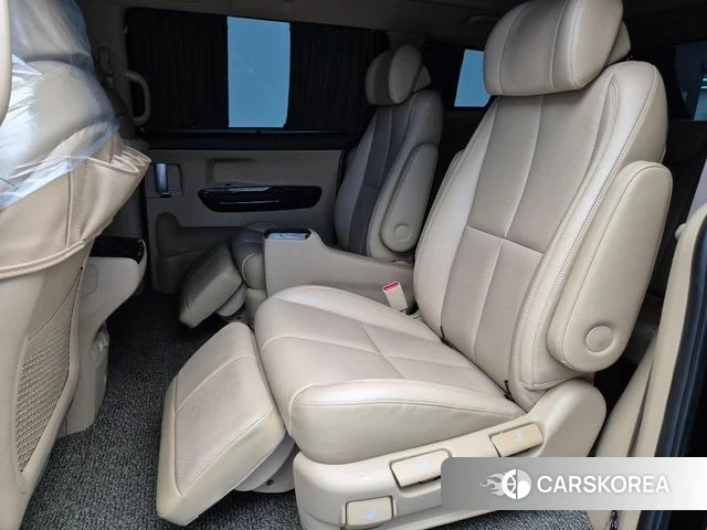 Kia The New Carnival id 4477506 из Кореи 11
