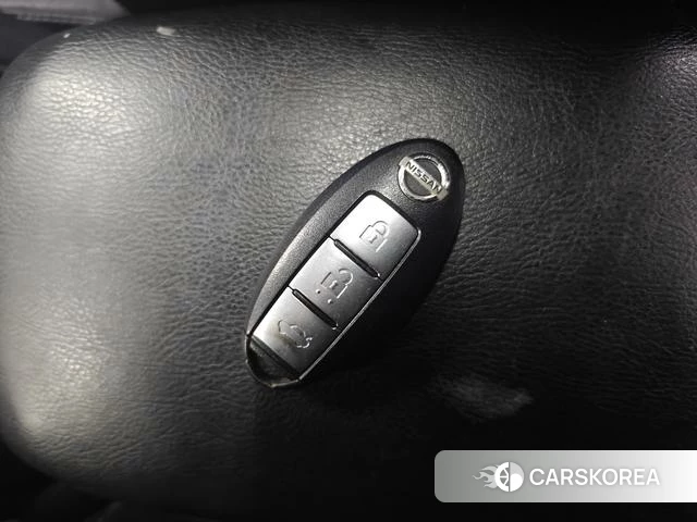 Nissan Xuan Yi id 3890701 из Китая 11