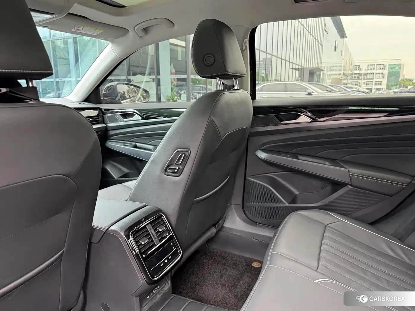Volkswagen Passat id 4649360 из Китая 11