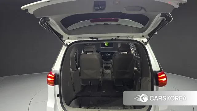 Kia The New Carnival id 3682498 из Кореи 11