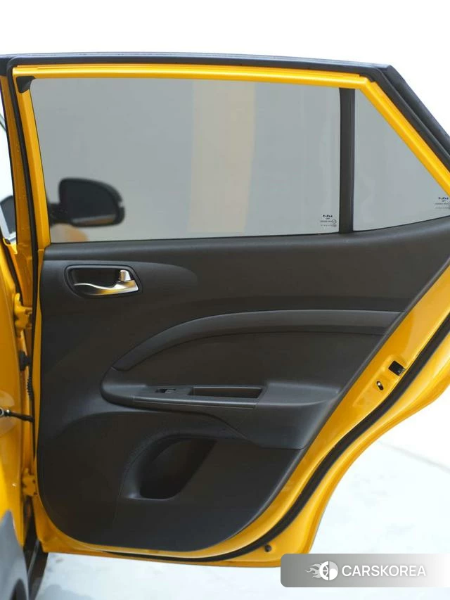 Kia Yi Ran id 4277452 из Китая 11