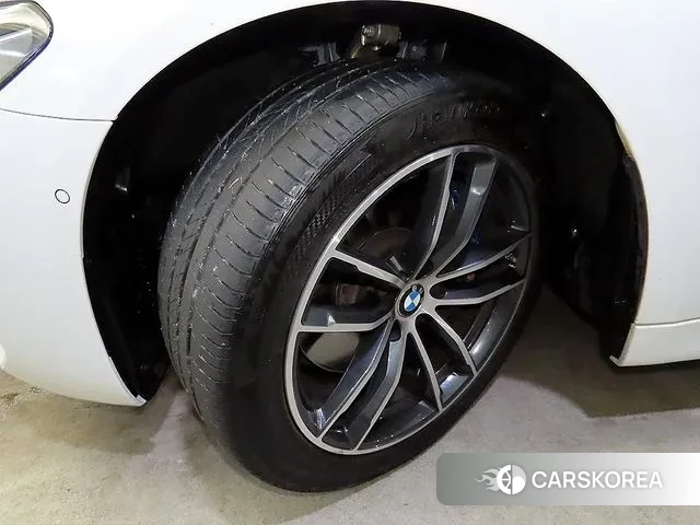 BMW 5 Series (G30) id 3509142 из Кореи 11