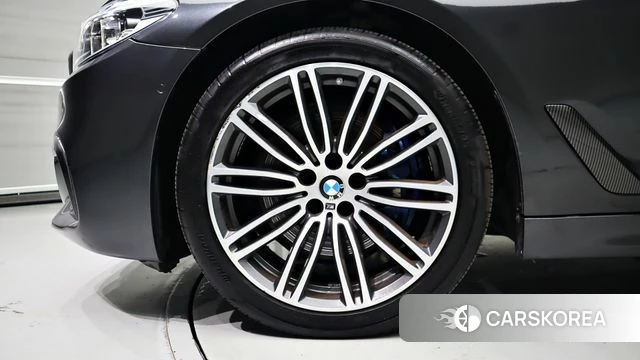 BMW 5 Series (G30) id 4765444 из Кореи 11