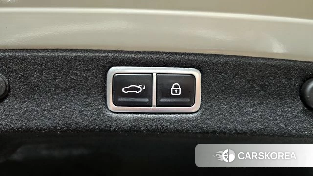 Hyundai Grandeur (GN7) id 4388396 из Кореи 11
