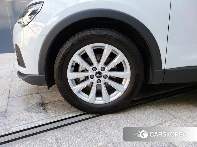 Audi Q3 (F3) id 4572390 из Кореи 11