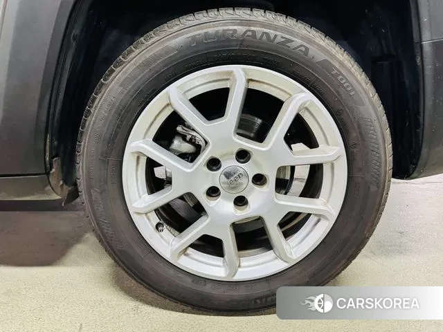 Jeep Renegade id 3469510 из Кореи 11