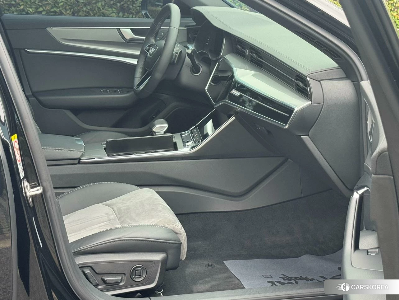 Audi A6L id 4510302 из Китая 11