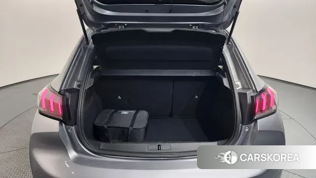 Peugeot e-208 second Generation id 3685385 из Кореи 11