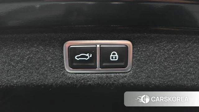 Hyundai Grandeur (GN7) id 3799066 из Кореи 11