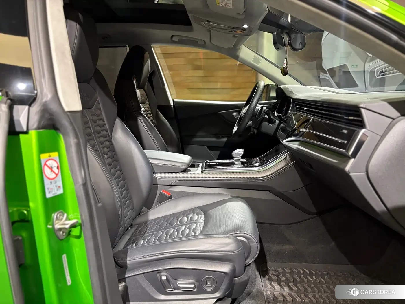 Audi RS Q8 id 4669291 из Китая 11