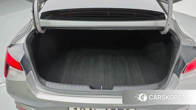 Hyundai Avante Hybrid (CN7) id 4490070 из Кореи 11