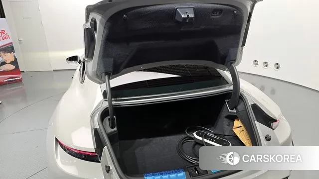 Porsche Taycan id 3577593 из Кореи 11