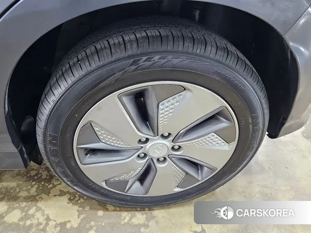 Hyundai Kona Electric id 3425915 из Кореи 11