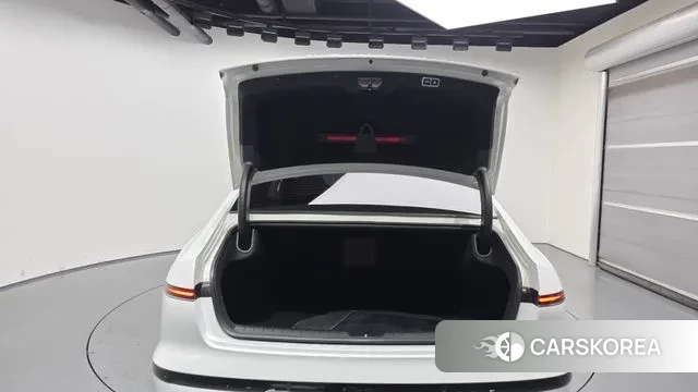 Hyundai Grandeur (GN7) id 3477373 из Кореи 11