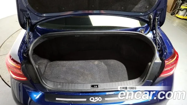 Infiniti Q50 id 2941632 из Кореи 11