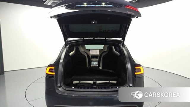 Tesla Model X id 3883528 из Кореи 11