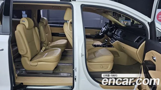 Kia The New Carnival id 2485219 из Кореи 11