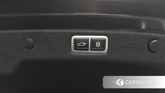 Hyundai Grandeur Hybrid (GN7) id 3786798 из Кореи 11