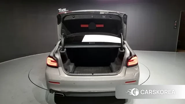 BMW 5 Series (G30) id 2894772 из Кореи 11