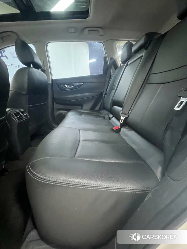 Nissan Qijun id 4307621 из Китая 11