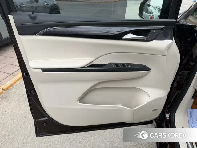 Buick GL8 id 3882269 из Китая 11