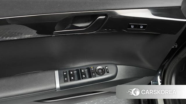 Hyundai Grandeur (GN7) id 4480969 из Кореи 11