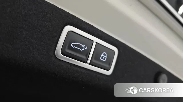 Hyundai Grandeur (GN7) id 3347373 из Кореи 11