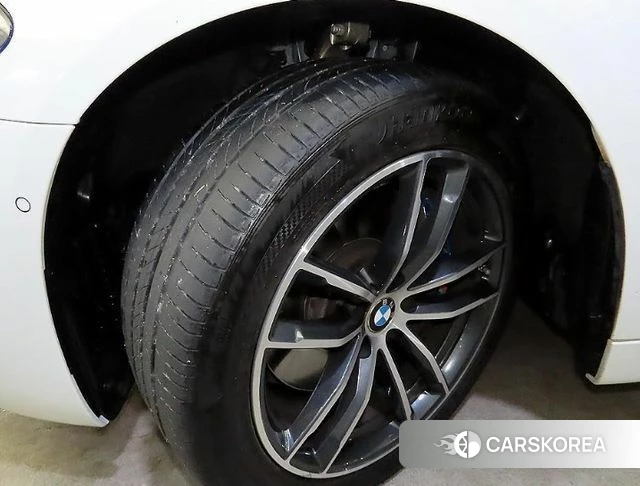 BMW 5 Series (G30) id 4476562 из Кореи 11