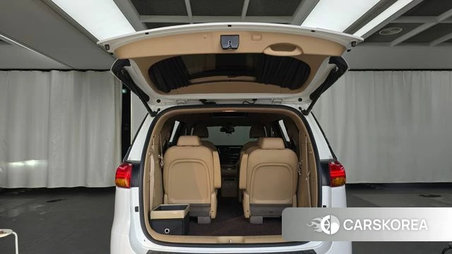 Kia All New Carnival id 4663085 из Кореи 11